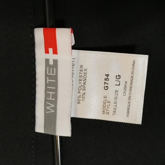 Scrub top black NWOT size large - Picture 3 of 3